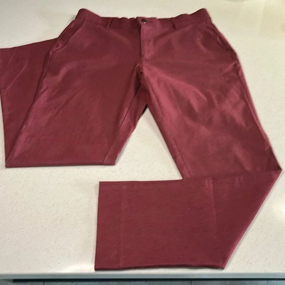 Mizzen+Main Made in USA Men’s Performance Chino Pants Size 32x32 Burgundy Stretc